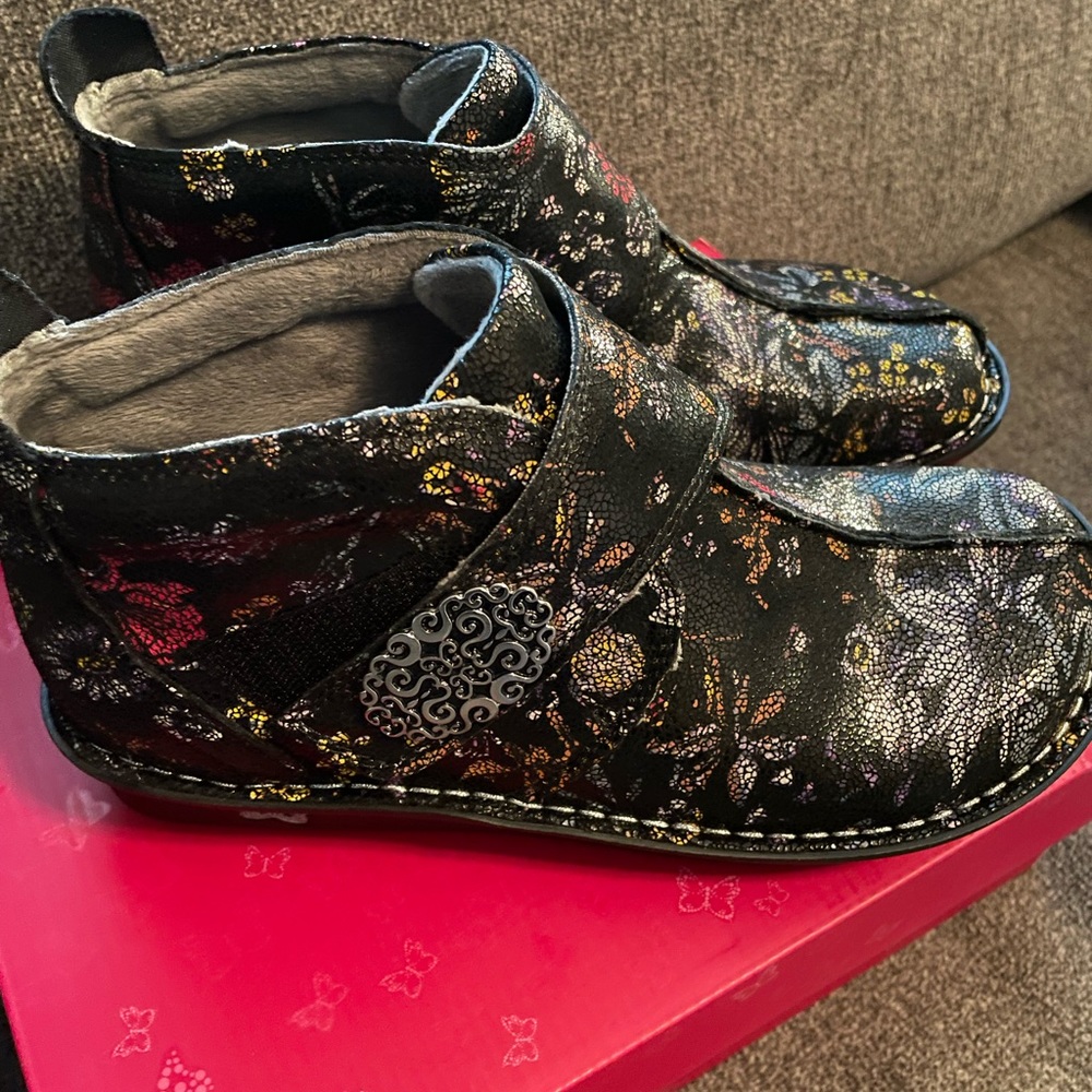 Algeria Caiti Bootie